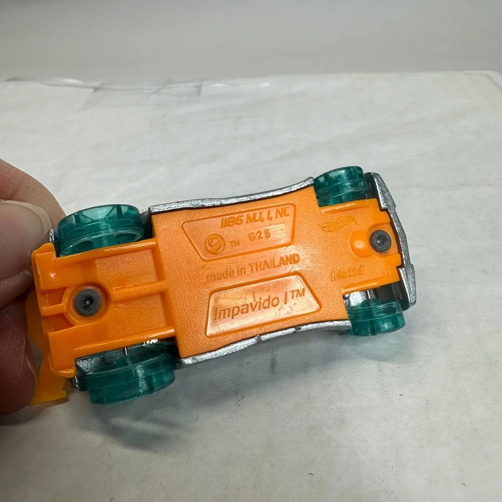 Hot‎ Wheels Impavido Custom Diecast Toy Car Silver Orange Spoiler Teal Wheels